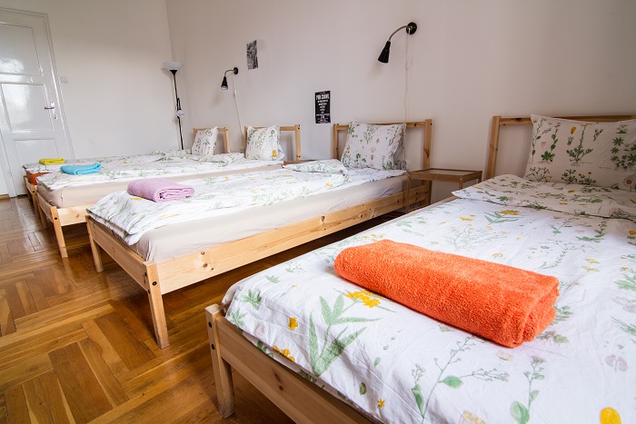 Room for 4 persons with private bathroom - Standard Quadruple Room Ensuite